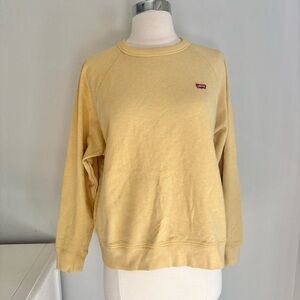 Levi’s Crewneck Relaxed Fit Sweatshirt in Washed Yelllow, Size Large